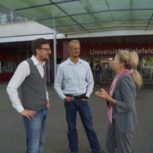 Prof. Dr. Elke Zimmermann, Peter Röhr, Daniel Rothmund v.r.n.l. Prof. Dr. Elke Zimmermann, Peter Röhr, Daniel Rothmund